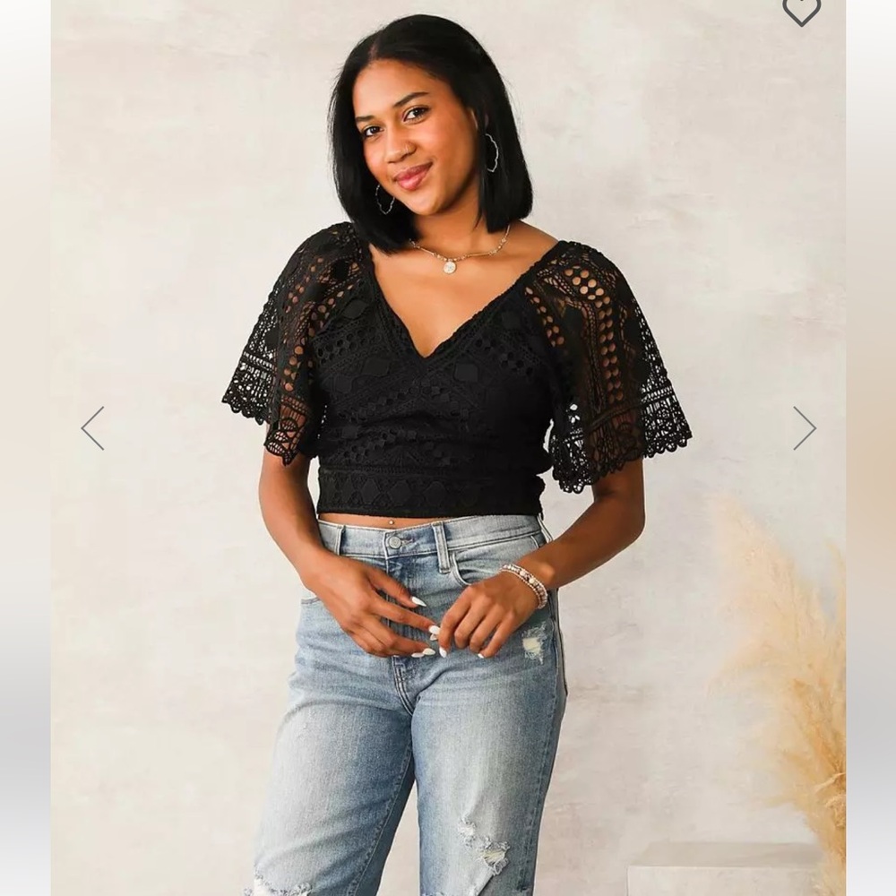 SALE A.Peach Banded Crochet Top NWT